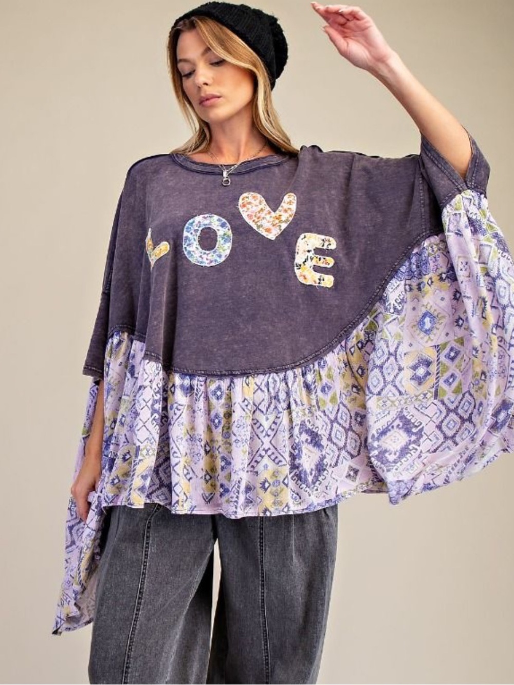 474 EASEL MIXED PRINT LOVE PATCH WASHED TOP